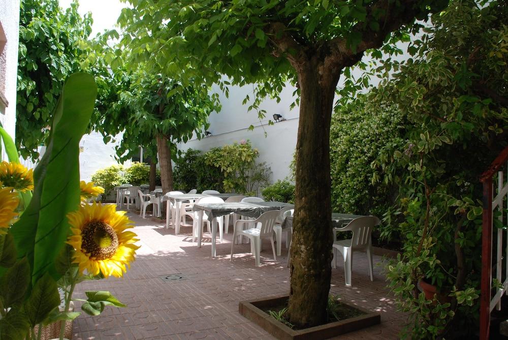 Hotel Armonia Lloret de Mar Exteriör bild